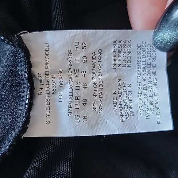 Off The Shoulder Black Tropical Print Tummy Control Waist Mininizer Swimsuit - Picture 14 of 15